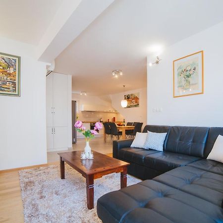 City Center Lux Apartment "Tonci" Omiš Buitenkant foto